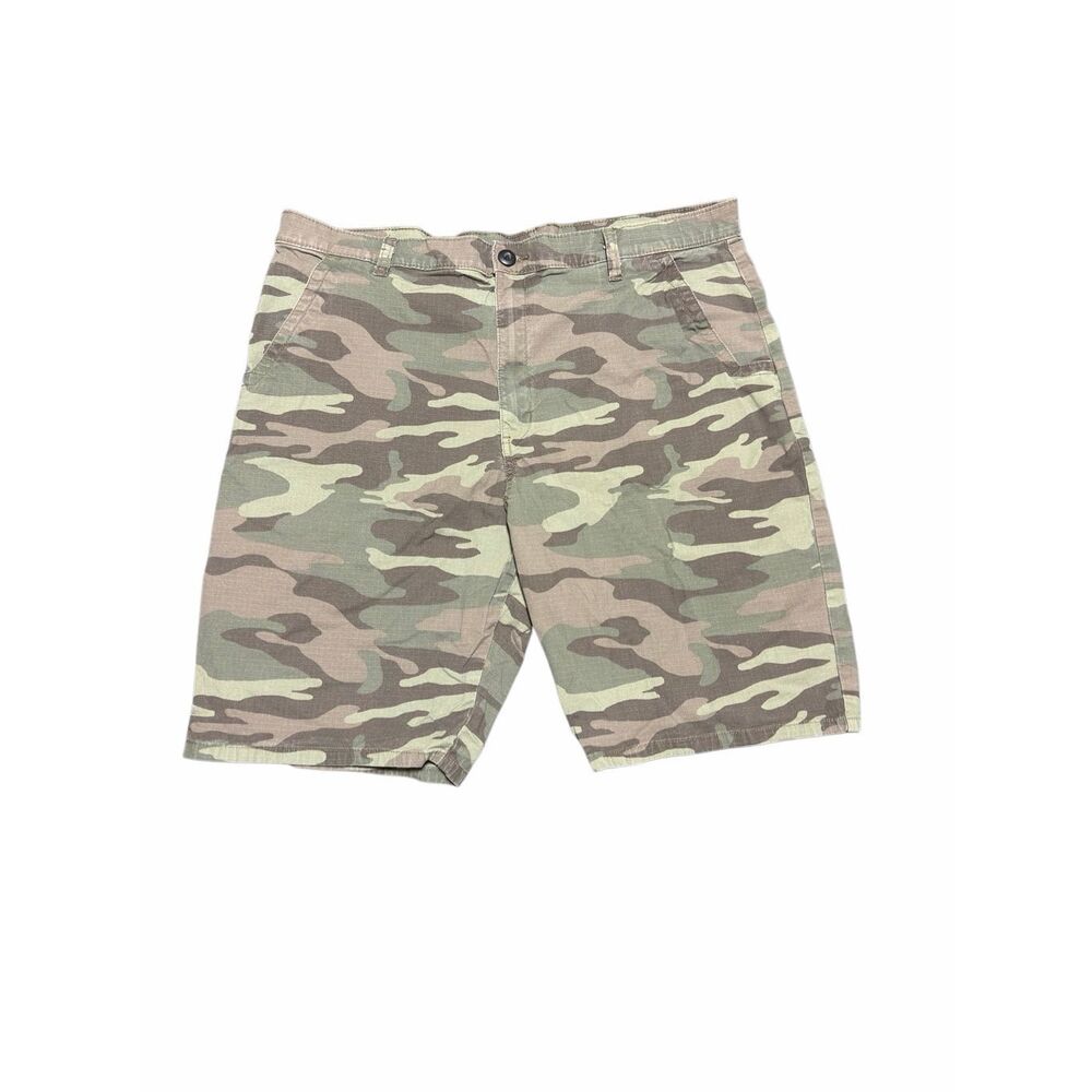 Dickies Relaxed Fit Lightweight Cotton Shorts Green Camo men’s Size 38 10" Insea